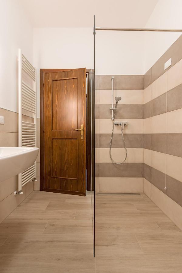 Borgo Adige 12 Apartment By Wonderful Italy ปาเดงเก ซุล การ์ดา ภายนอก รูปภาพ